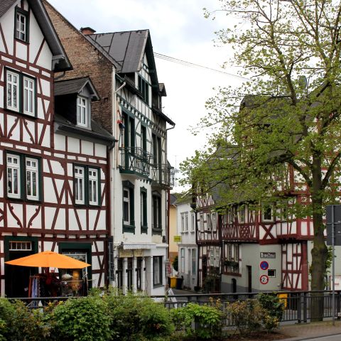 Unterallee and Karlstra?szlig;e in Braubach on the Middle Rhine