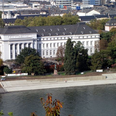 Kurf?uuml;rstliches Schloss in Koblenz am Mittelrhein