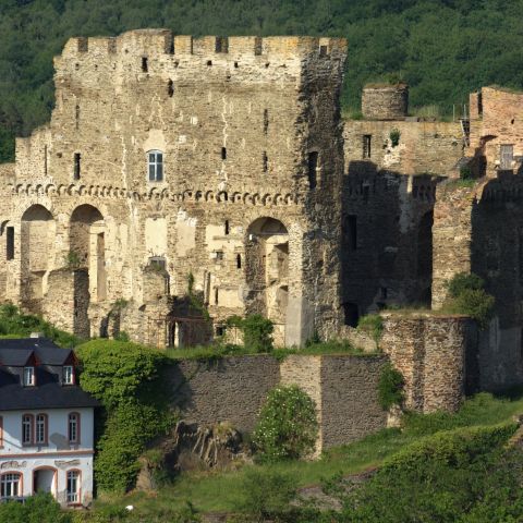 Burg Reichenberg in der N?auml;he von St. Goarshausen am Mittelrhein