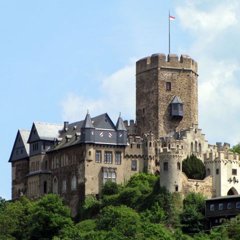 Burg Lahneck bei Lahnstein am Mittelrhein
