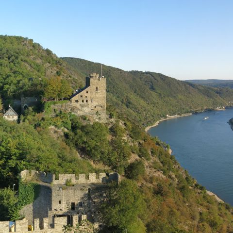 Burg Liebenstein gegen?uuml;ber von Bad Salzig am Mittelrhein