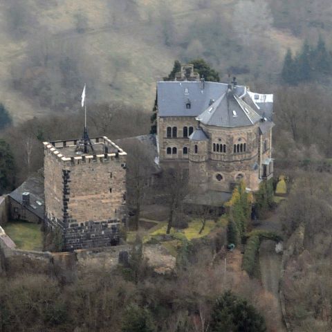 Burg Rheineck bei Brohl am Mittelrhein