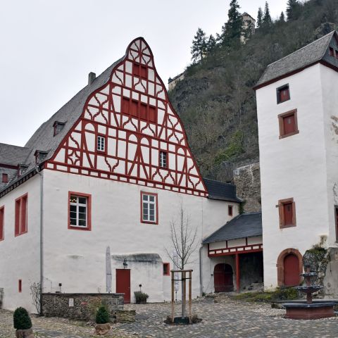 Schloss Philippsburg in Brauchbach am Mittelrhein