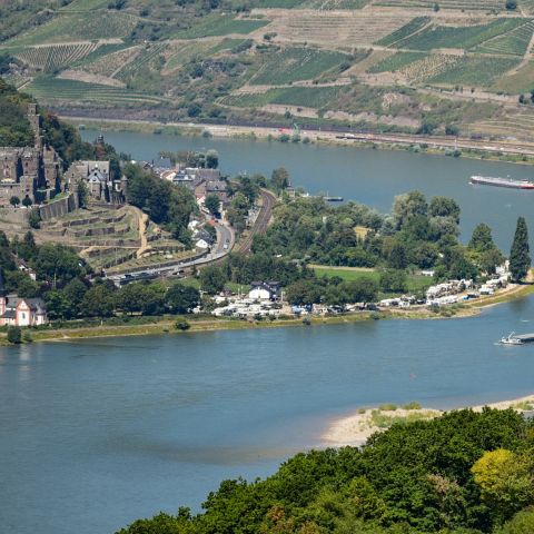 Burg Reichenstein bei Trechtingshausen am Mittelrhein