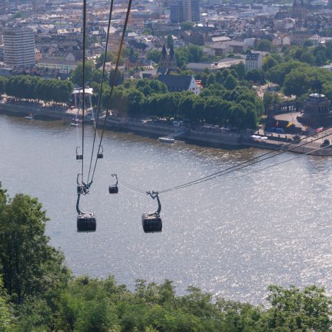 Koblenzer Seilbahn von Festung Ehrenbreitstein am Mittelrhein