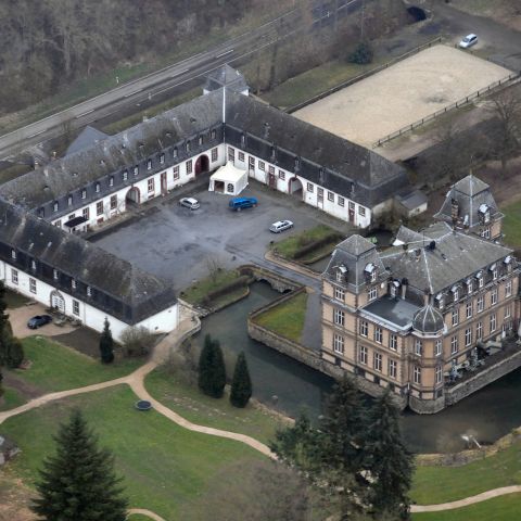 Schloss Ahrenthal Luftbild in Sinzig am Mittelrhein
