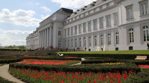 Kurf?uuml;rstliches Schloss in Koblenz am Mittelrhein