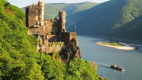 Burg Rheinstein am Mittelrhein